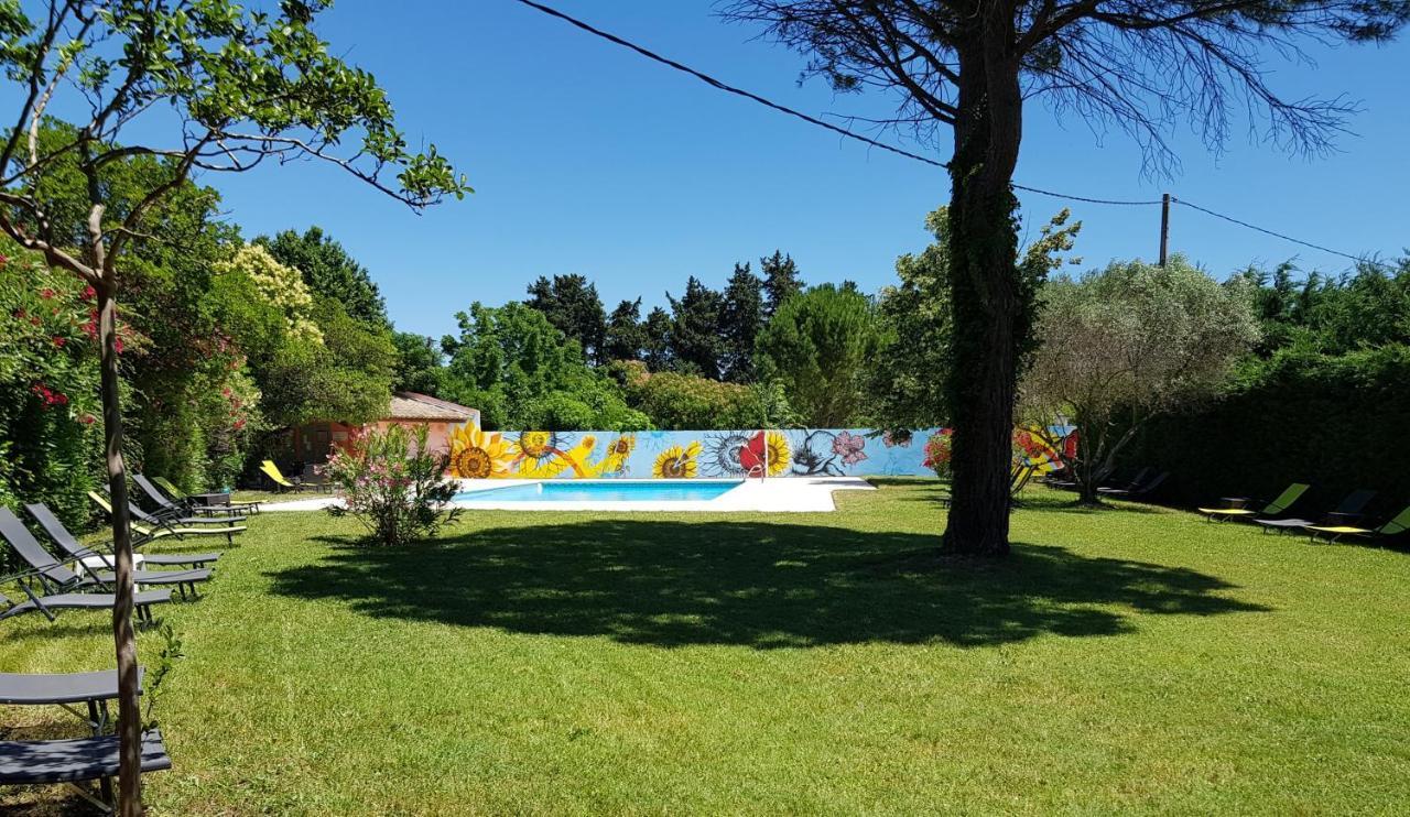 Logis Hotel La Ferme Avignon Ngoại thất bức ảnh